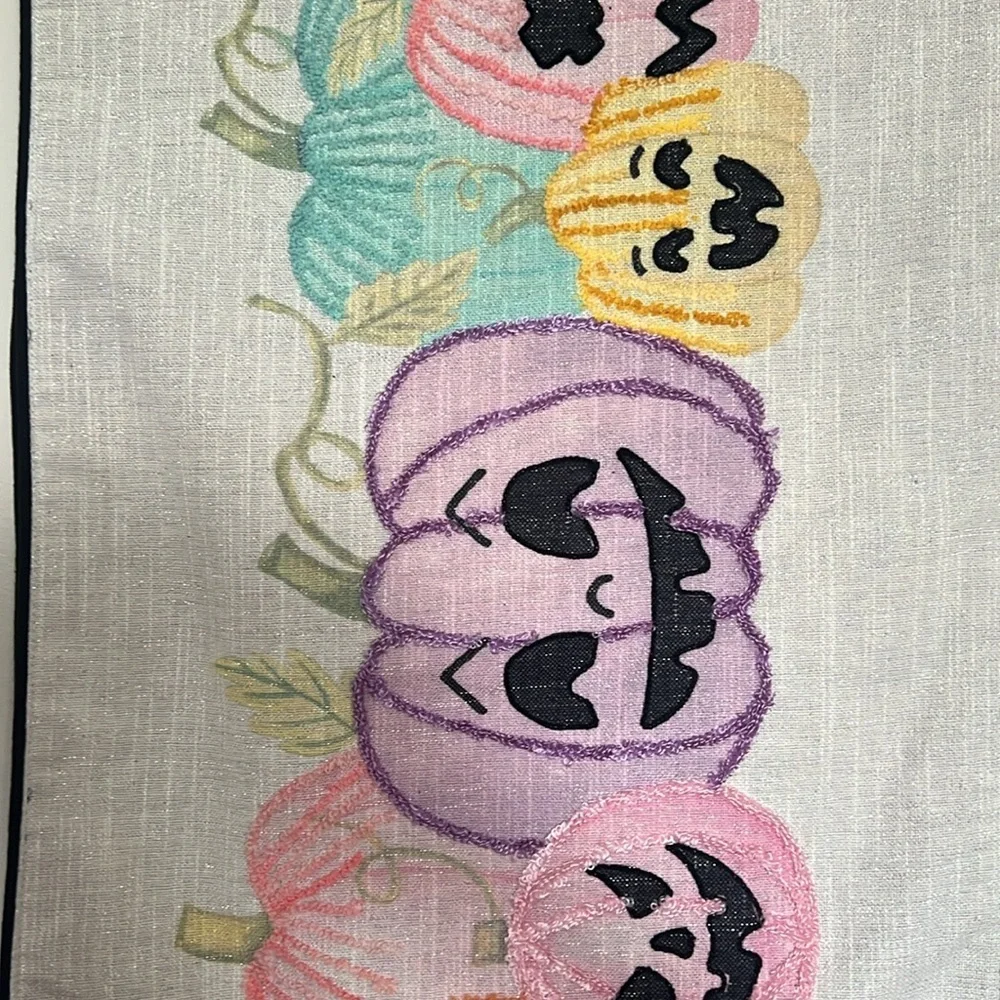 Max Studio Home Halloween Multicolor Embroidered Pumpkin Table Runner NWT